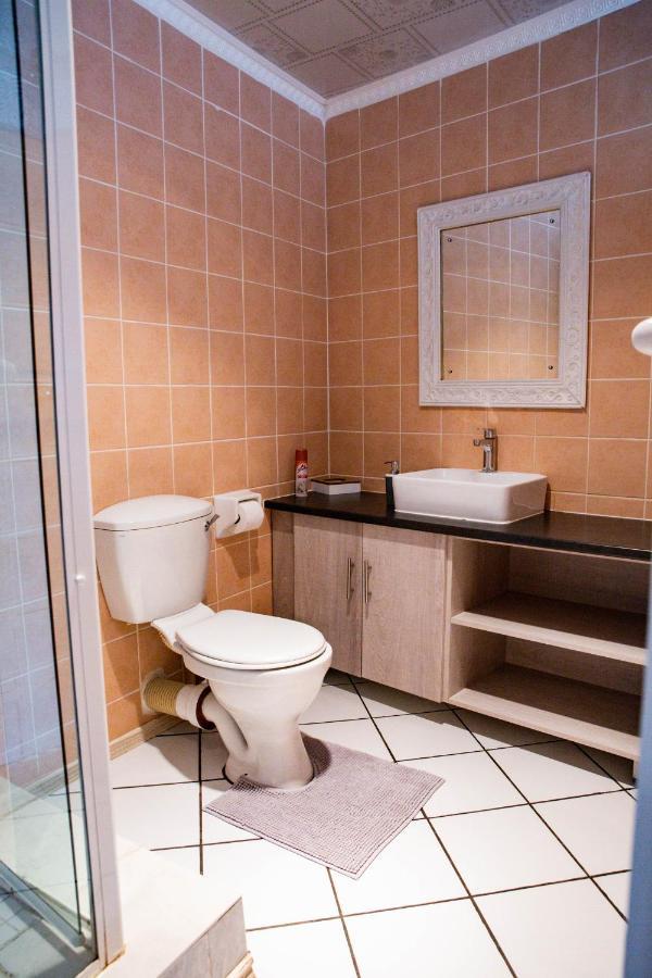 Woodpecker Guesthouse Ficksburg Εξωτερικό φωτογραφία