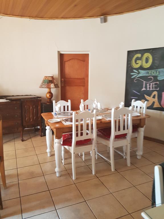 Woodpecker Guesthouse Ficksburg Εξωτερικό φωτογραφία
